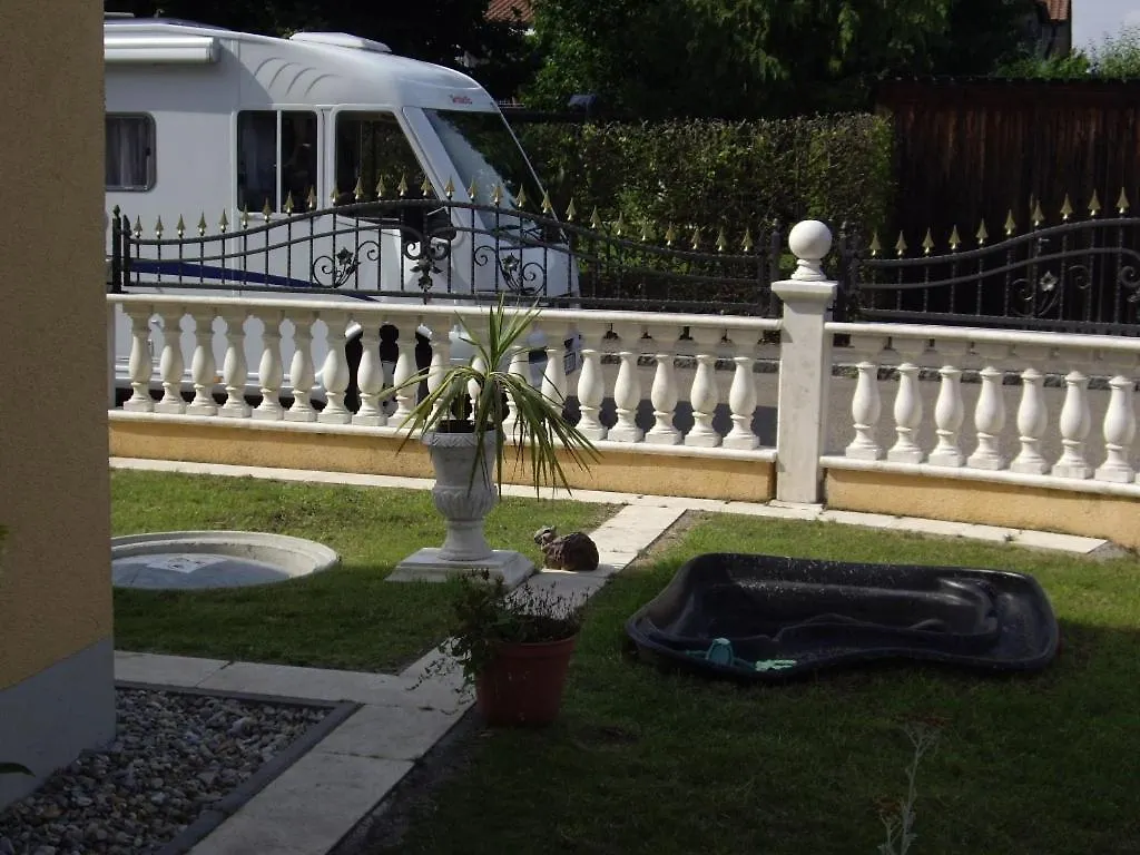 Villa Prince, Nur Fuer Handwerker Auch Langfristig, Naehe Ingolstadt Vohburg an der Donau 0*,  Germany