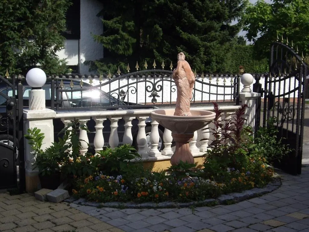 Villa Prince, Nur Fuer Handwerker Auch Langfristig, Naehe Ingolstadt Vohburg an der Donau Homestay